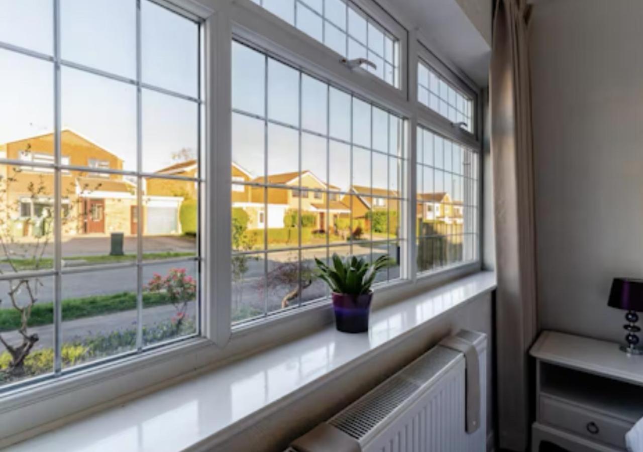 Cannon Village- Elegance & Comfort By Cannon Park , A Historic Retreat Next To The Of Warwick ,free Parking ,3 Bedrooms ,sleeps 9 Вилла